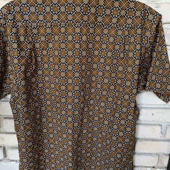 Keri’s Fashion Top - Picture 4 of 4